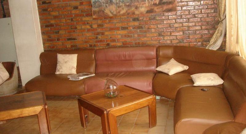 Pelikan Hotel Mbarara Exterior photo