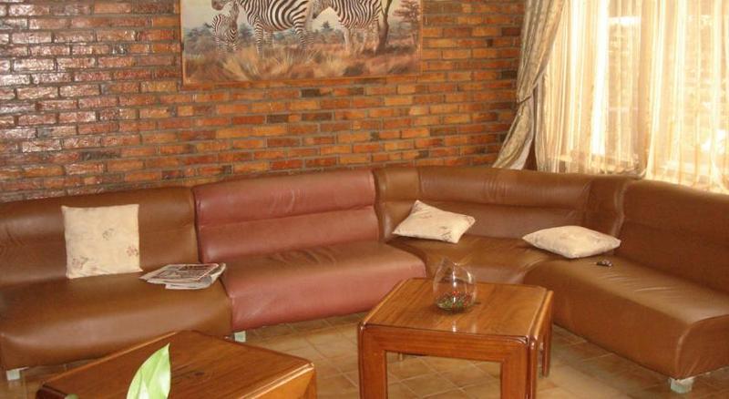 Pelikan Hotel Mbarara Exterior photo