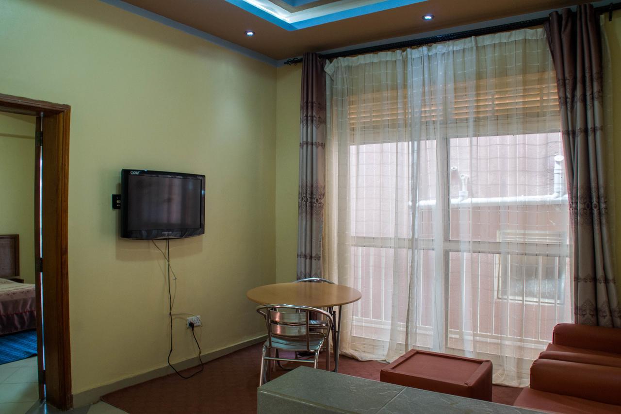 Pelikan Hotel Mbarara Exterior photo