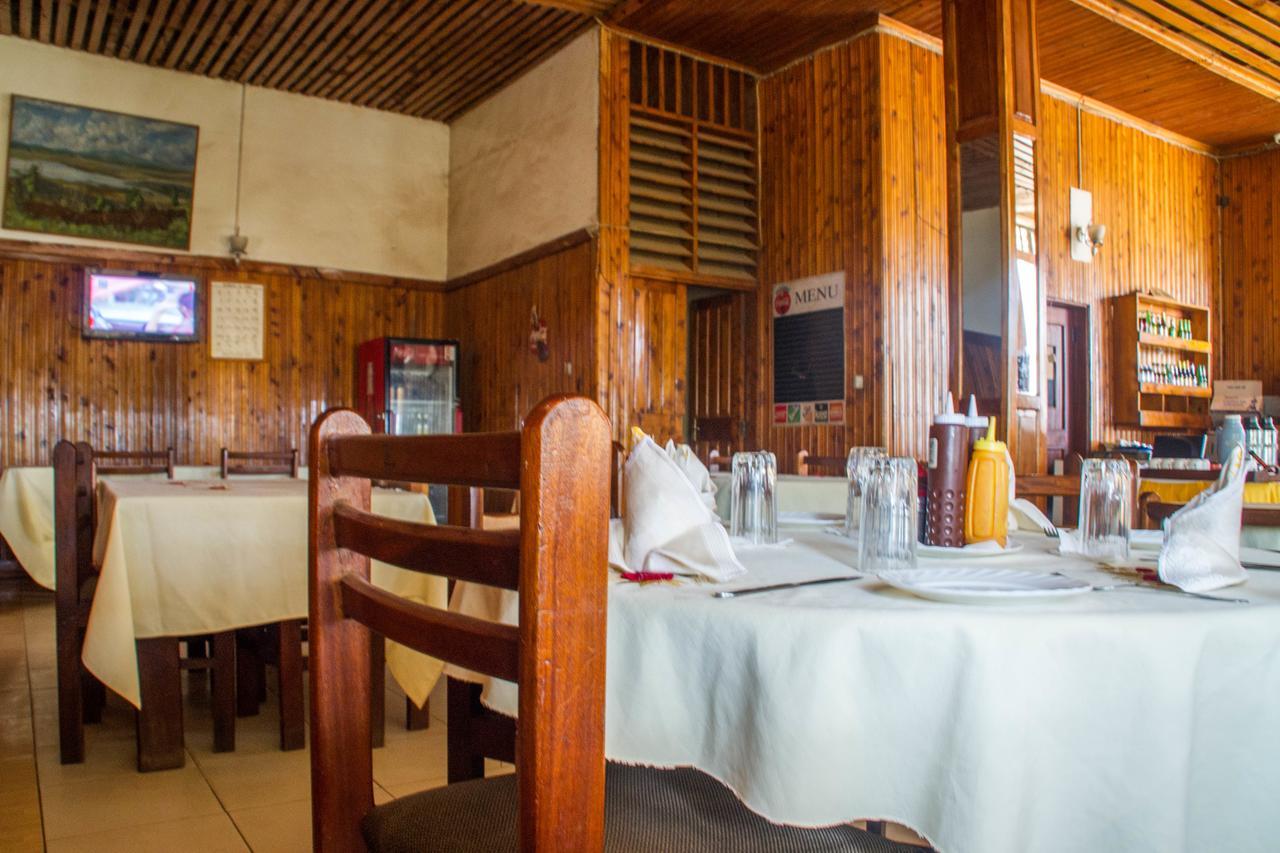 Pelikan Hotel Mbarara Exterior photo
