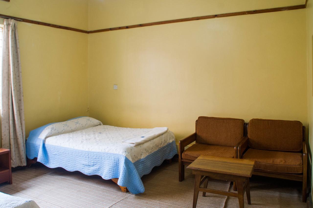 Pelikan Hotel Mbarara Exterior photo