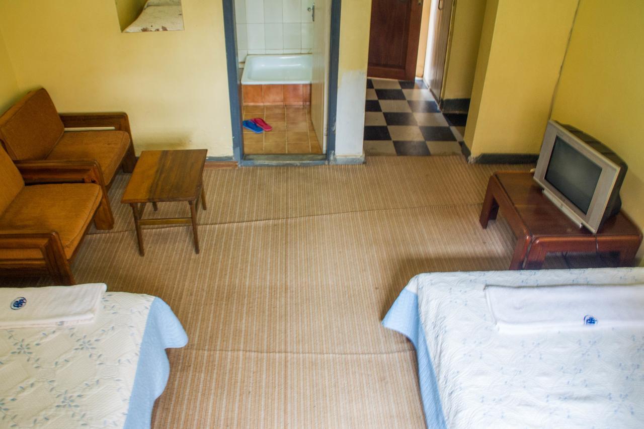 Pelikan Hotel Mbarara Exterior photo